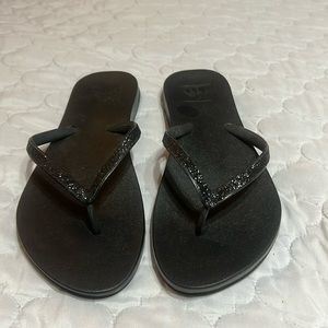 Reef women’s stargazer sandal black.